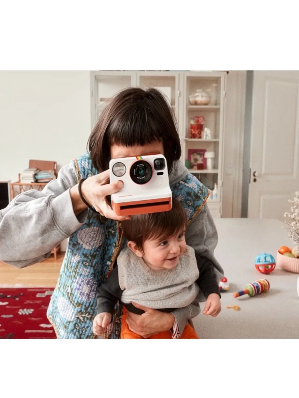 Polaroid Now 3rd Generation I-Type Instant Camera + Film Bundle